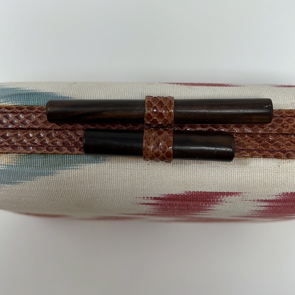 Jenny Polanko clutch with Ikat design - Picture 9 of 9